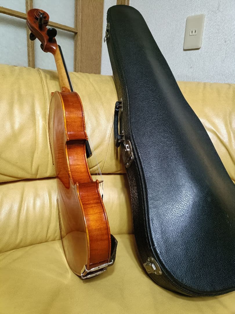 【良乾燥良音美品】スズキバイオリン4/4 No.330 虎杢 本体 弓 ケース付