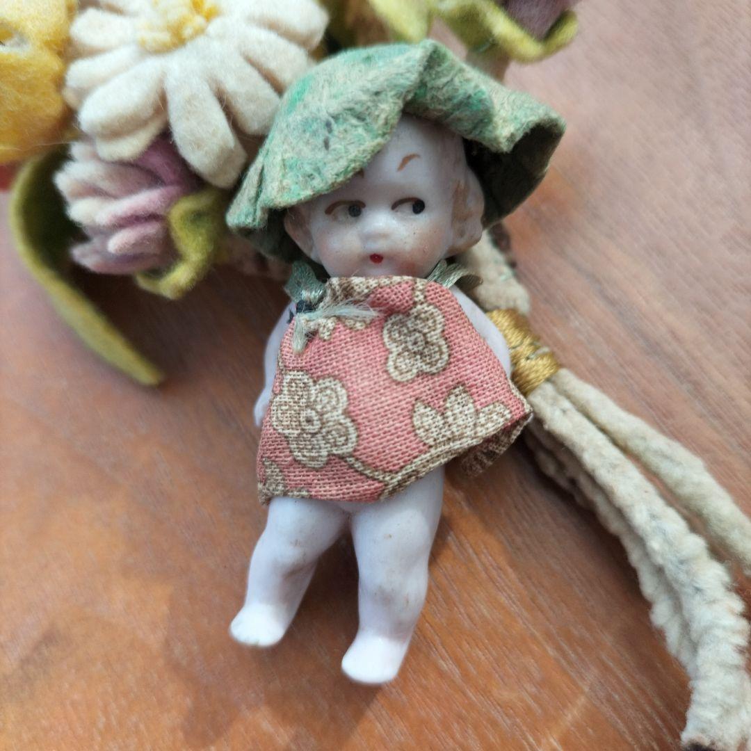 ドイツ　アンティーク　HERTWIG ミニチュアビスクドール　帽子を被った女の子