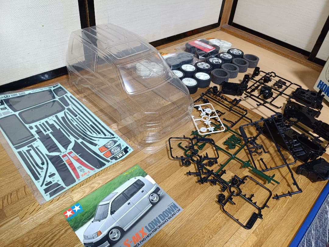 当時物！タミヤ TAMIYA 未塗装 S-MX ボディ M01シャーシセット
