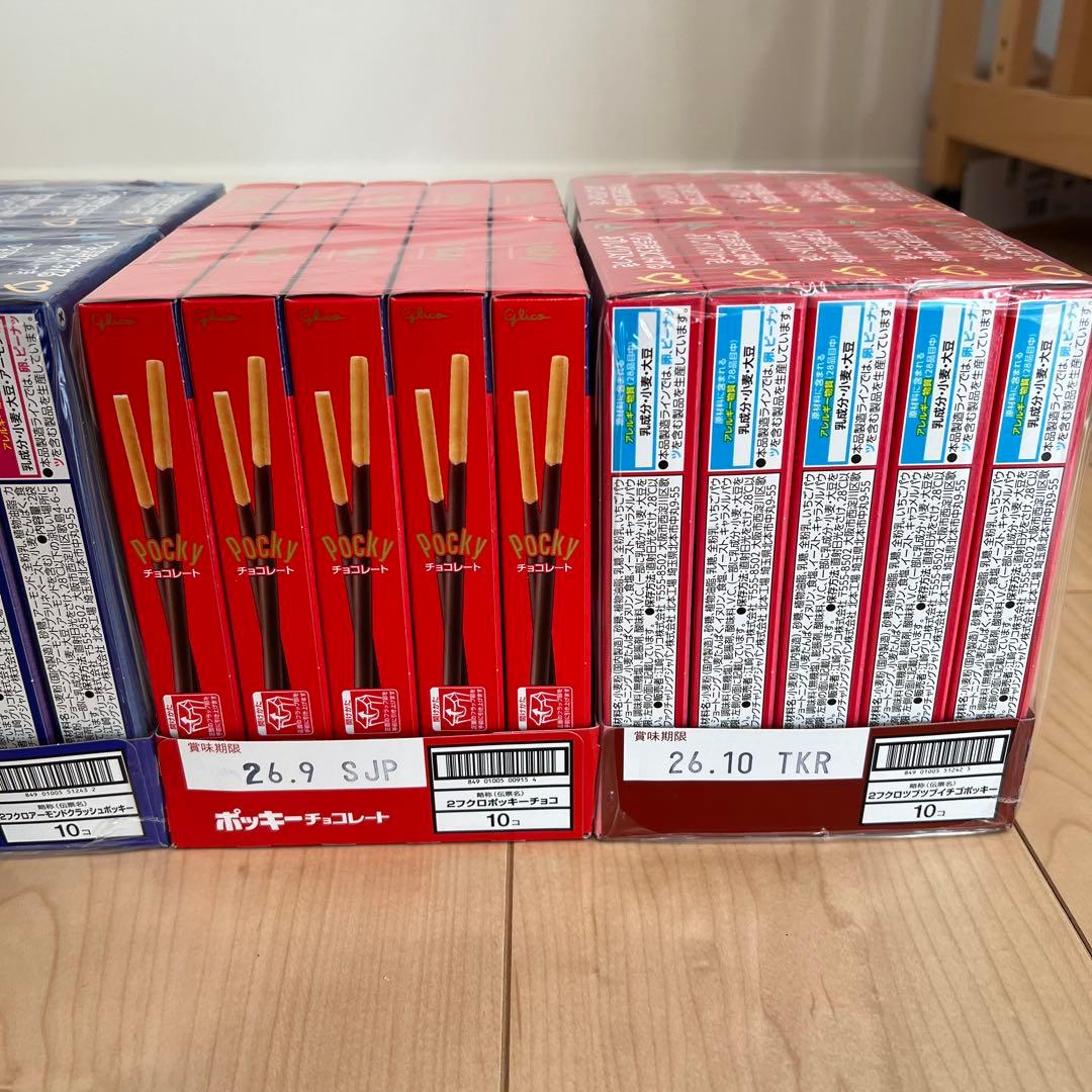 ももこ　ポッキー70箱