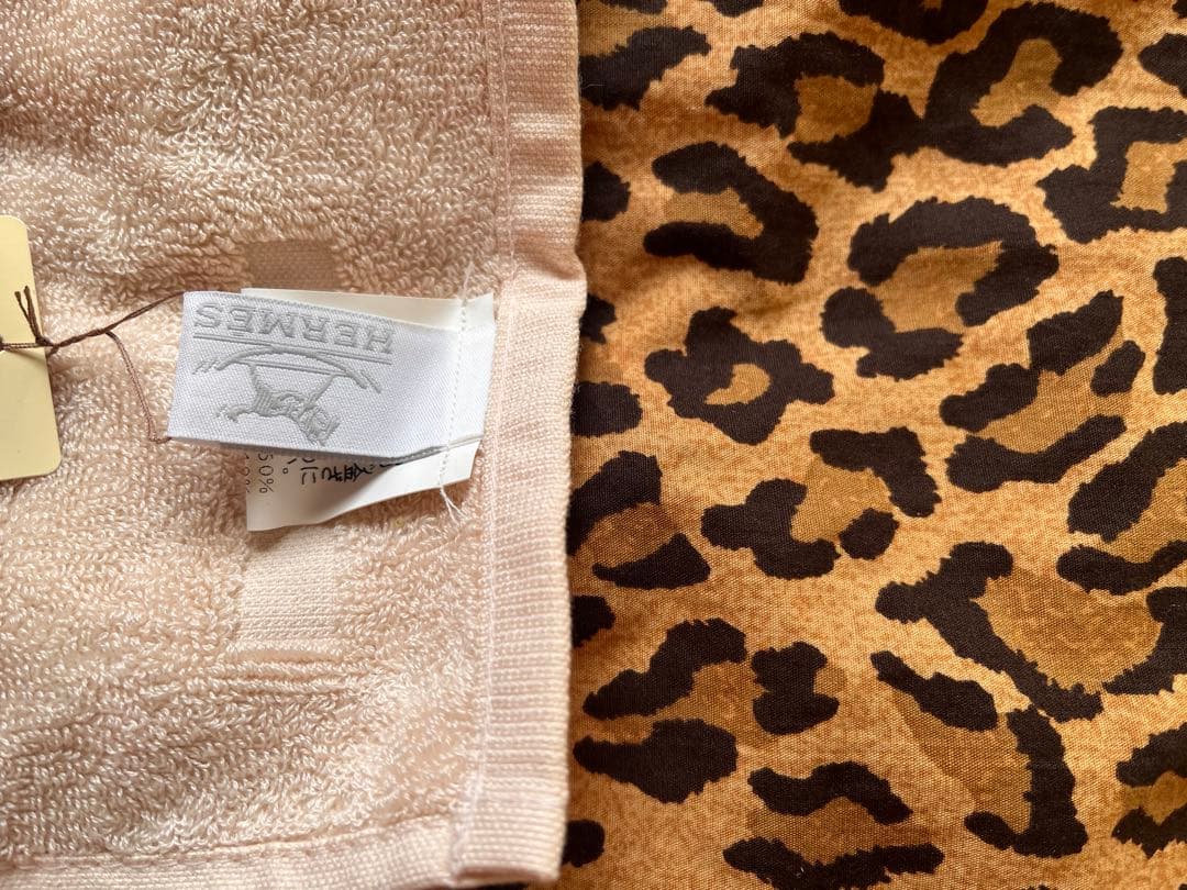 HERMES タオルハンカチ 2枚セットダダピンクホワイト