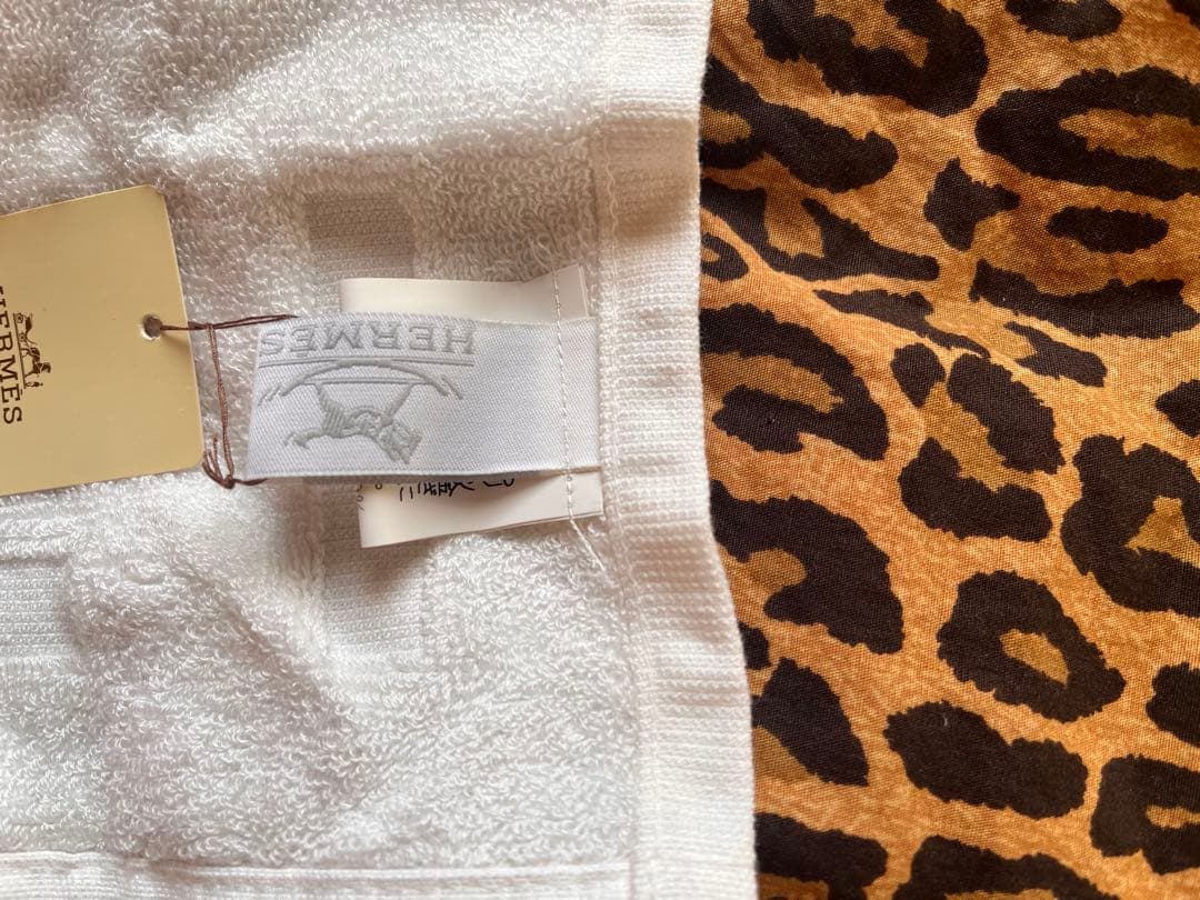 HERMES タオルハンカチ 2枚セットダダピンクホワイト