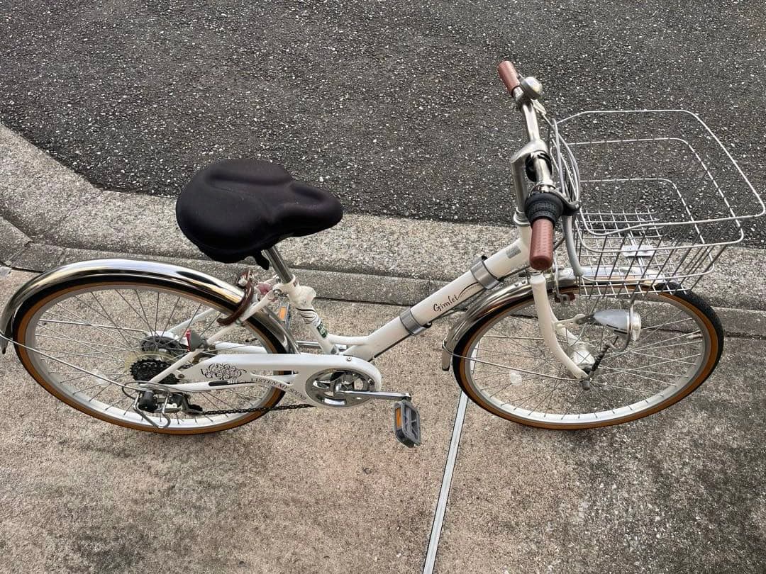 24インチ自転車(前面バスケット付)　ホワイト