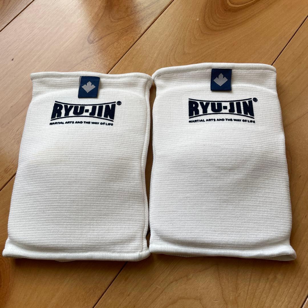 極美品【本革】 WINDY BGVH ボクシンググローブ 12oz 黒 テープ式