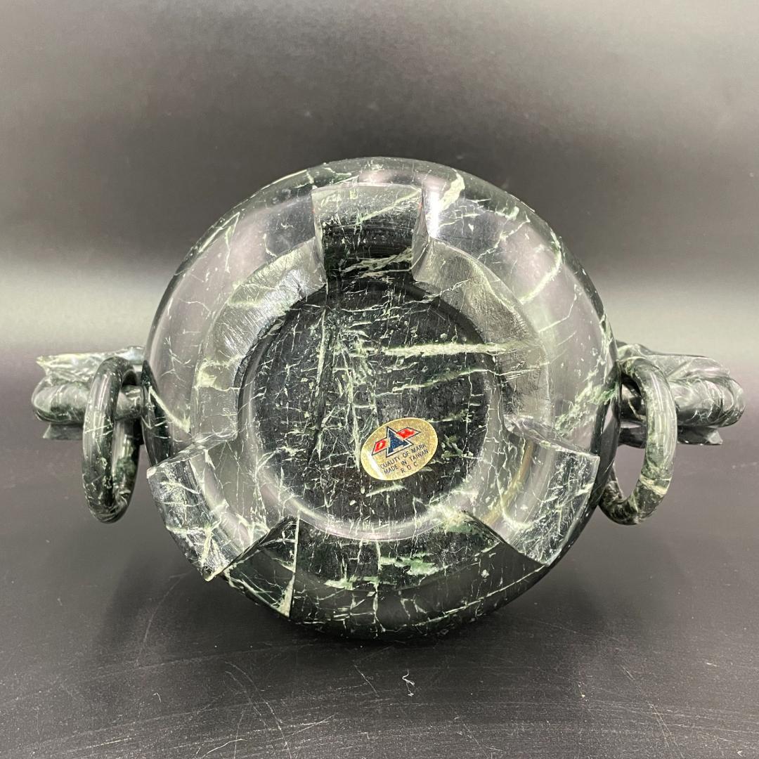 蛇紋石 彫刻 象耳遊環付 三足香炉 天然石 香炉 高さ19cm 重量3kg