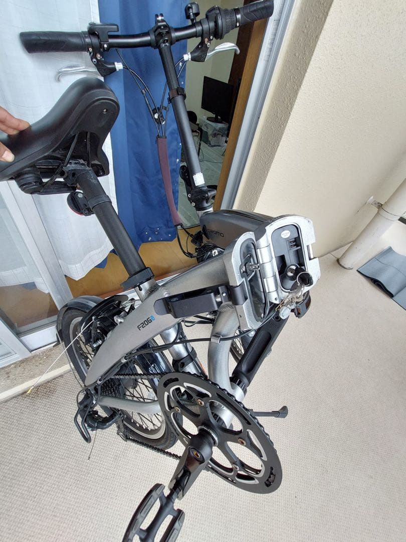 c-romo 折りたたみ自転車 シルバー