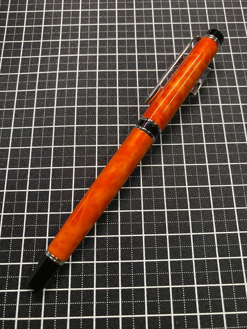 PILOT GRANCE 太陽-Sun 万年筆　字幅F