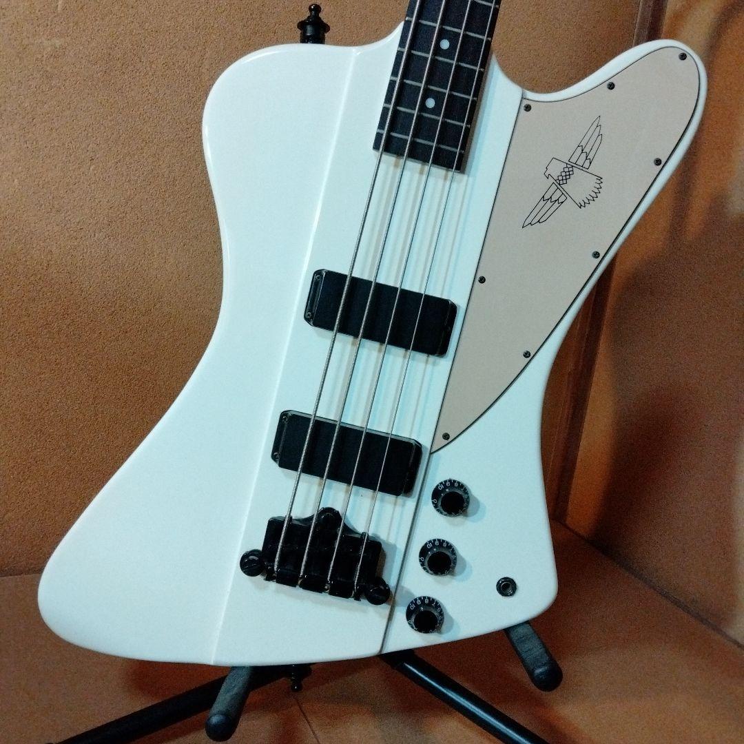 美品 Epiphone Thunderbird '05 ホワイト ブラックパーツ