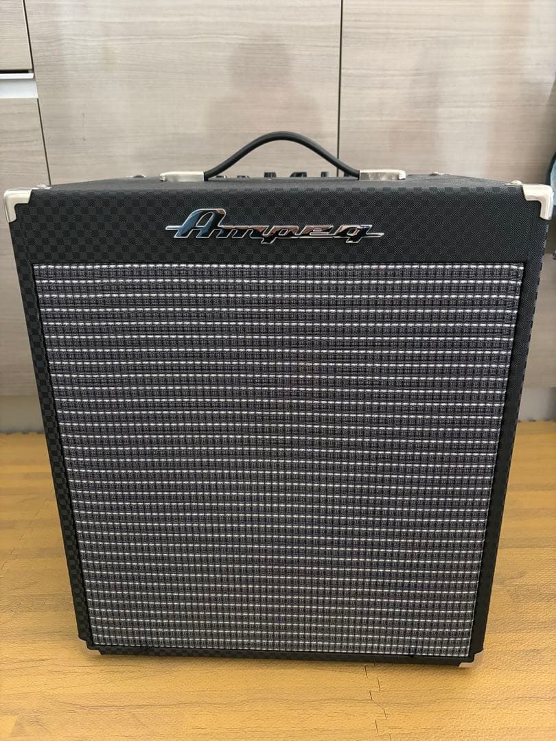 【ヨッシー様取り置き分美品】Ampeg