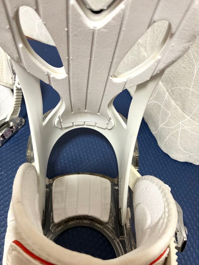 お*ー様 BURTON CUSTOM スノーボード ビンディング Mサイズ 黒