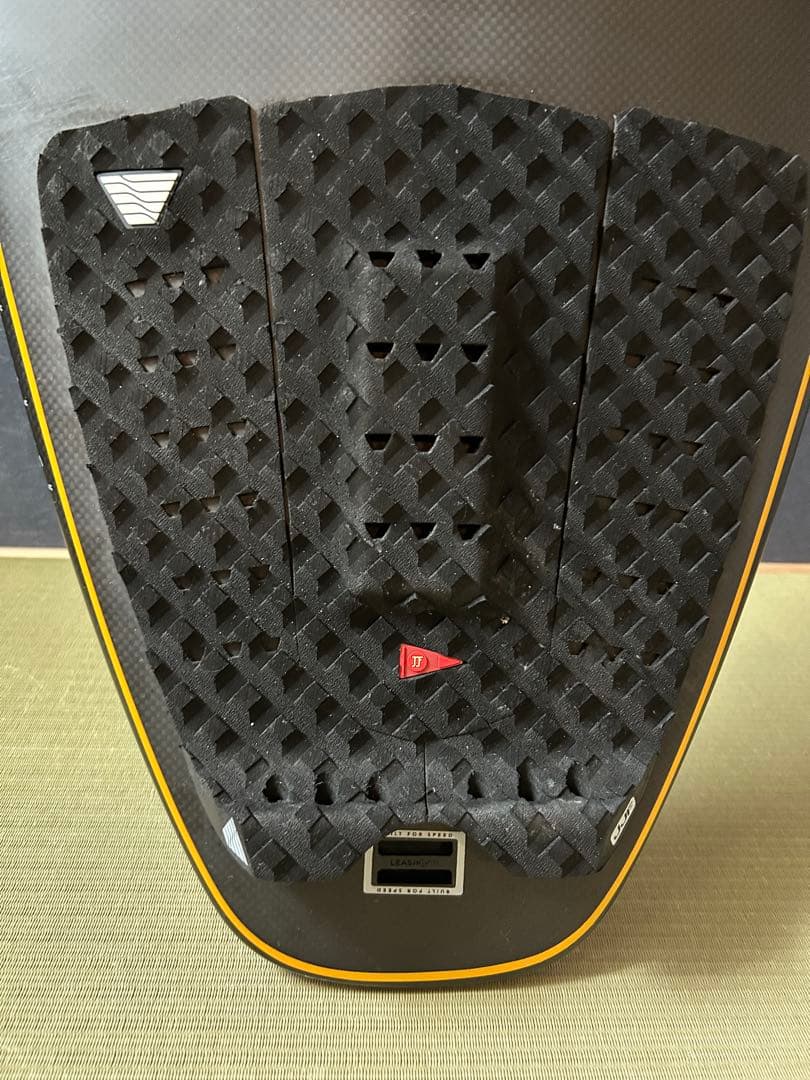 JSサーフボード　goldenchild 5'10