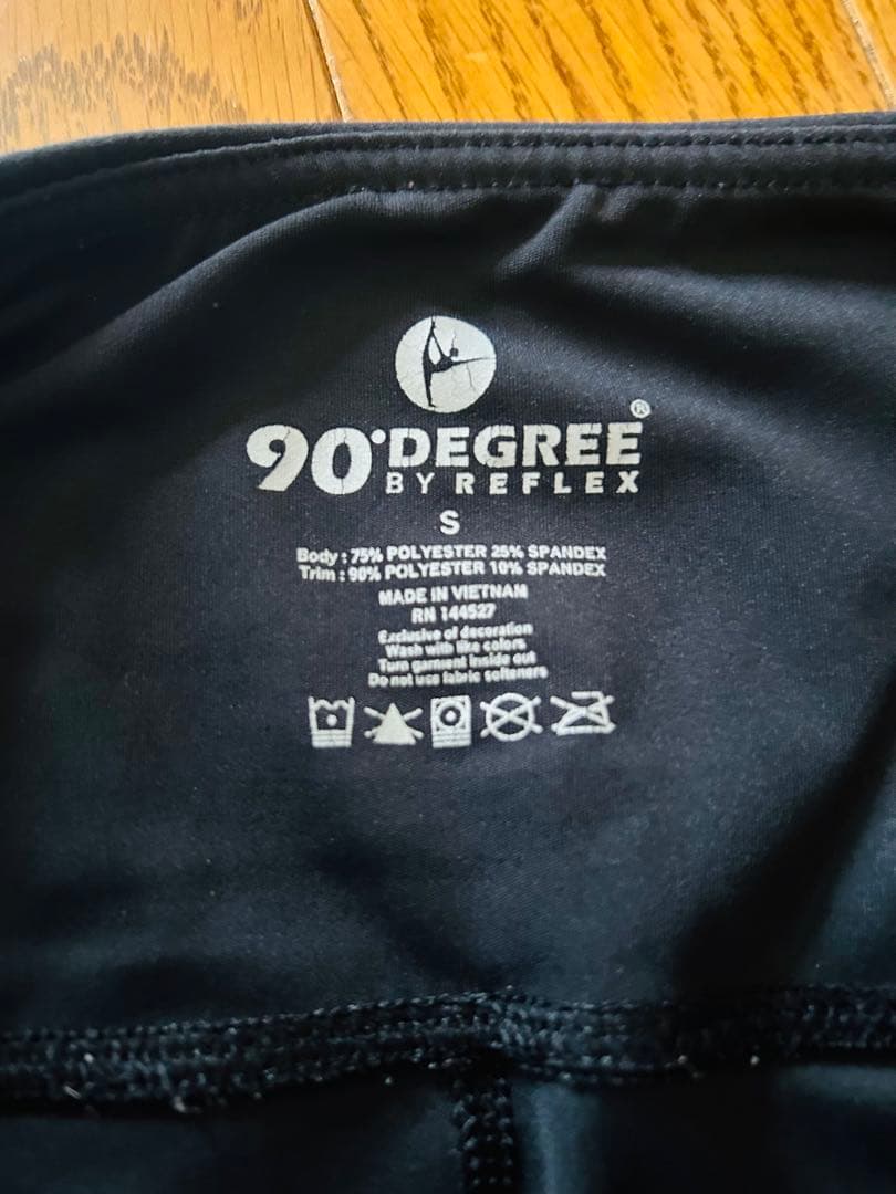 美品JAZZERCISE90°DEGREE BY REFLEX 星柄レギンス S