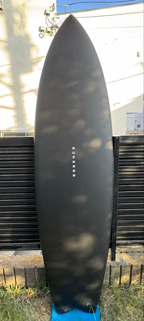 新品！カーボンボードESSENCE FISH FIVE　CARBON 6'6\