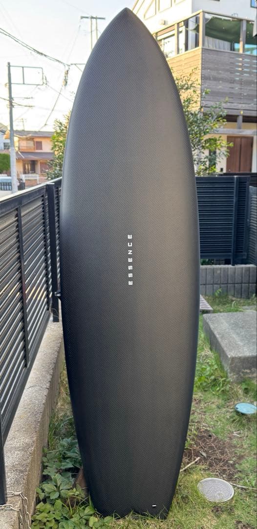 新品！カーボンボードESSENCE FISH FIVE　CARBON 6'6\"