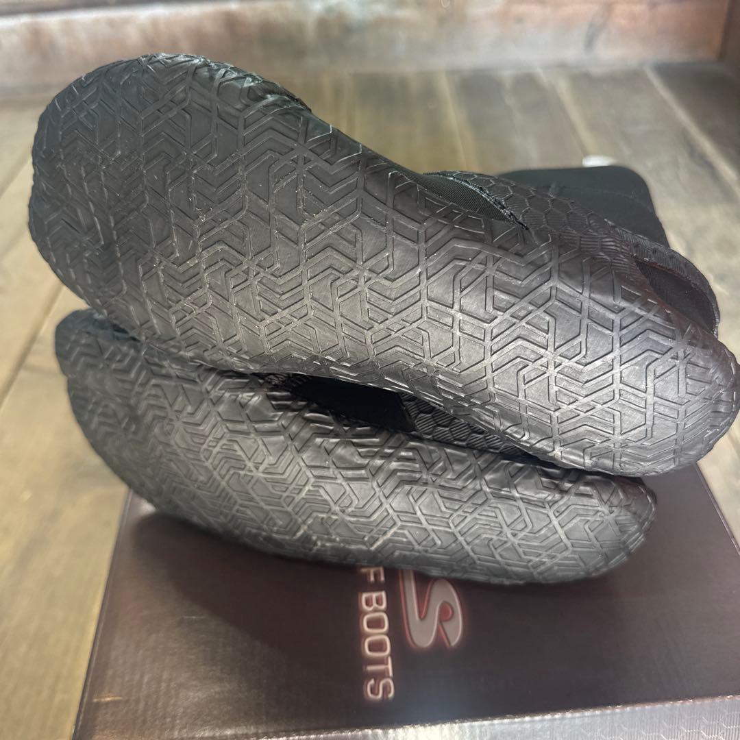 サーフブーツ　ツールス　エックスフィット　3ミリ　ストレッチ素材　冬用　防寒対策