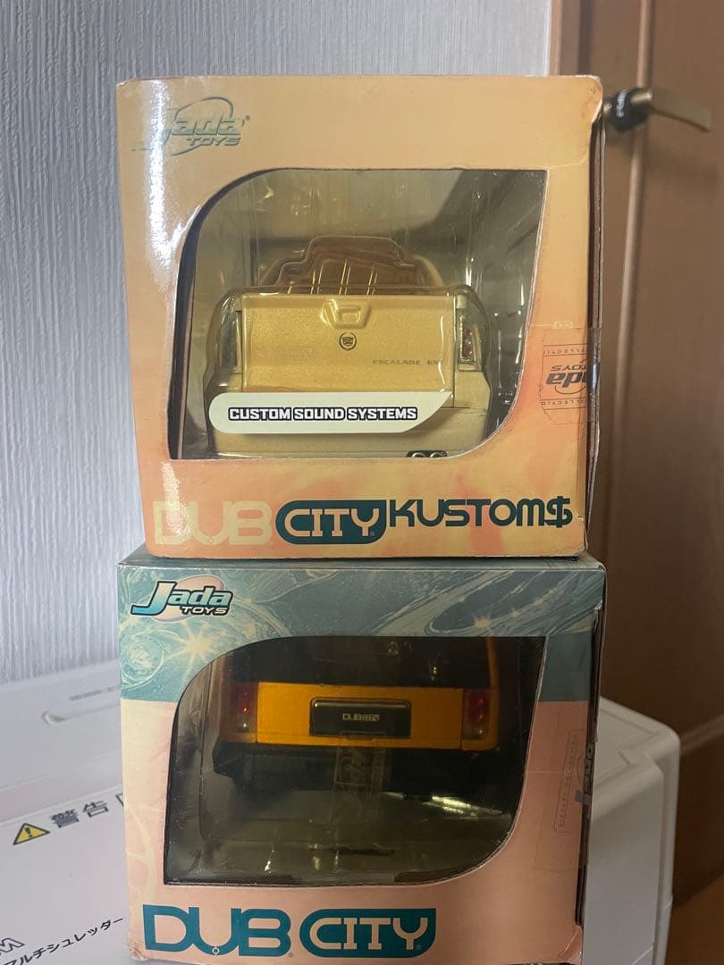 dub city 1/24 ミニカー