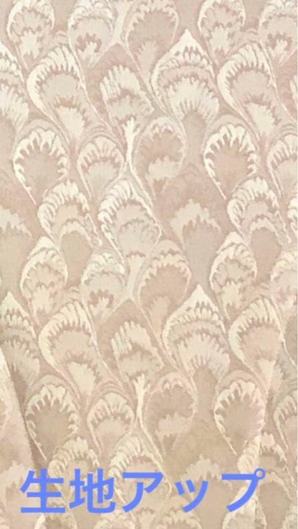 高品質♦️ダイニング　ハイバックチェア♦️品のあるピーコック柄♦️補償付　送料込