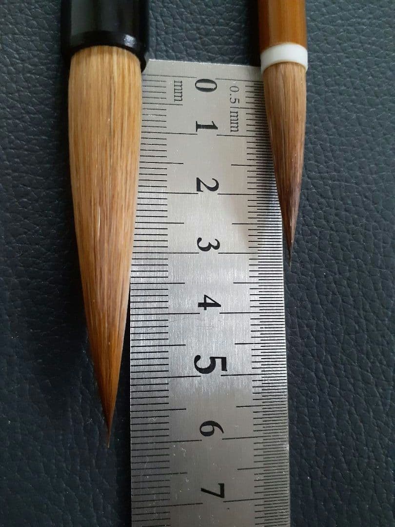 広島県　伝統工芸品　熊野筆　天然支那竹いたち筆3号　　小筆兼毛（馬、タヌキ）
