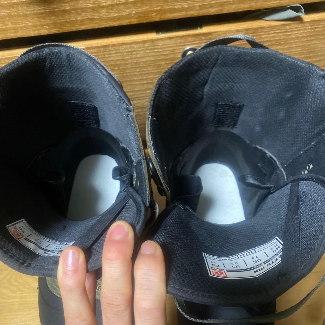 24/25 areth ディーラックス　rin 26.5