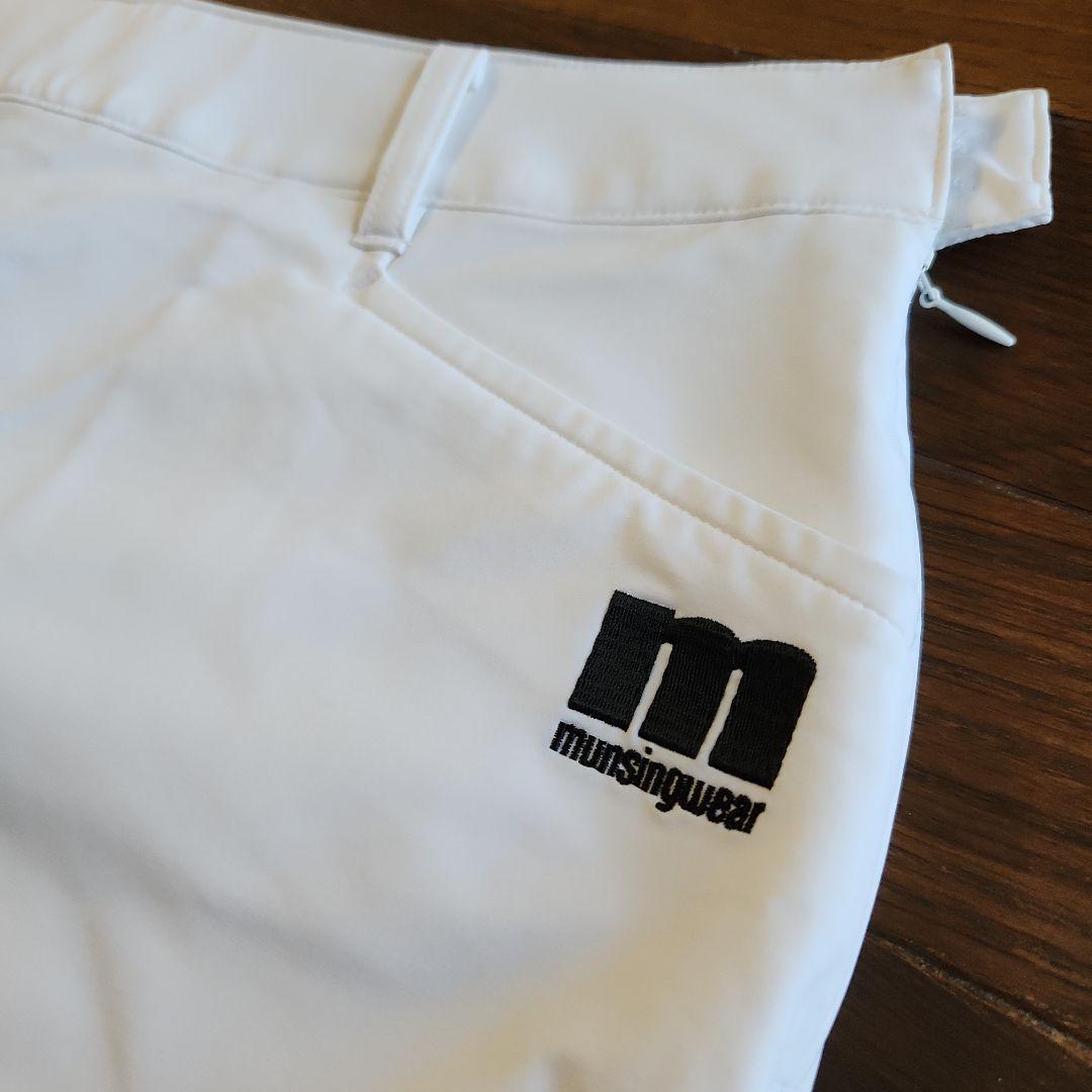 マンシングウェア　レディース　スカート　新品　Mサイズ　9号