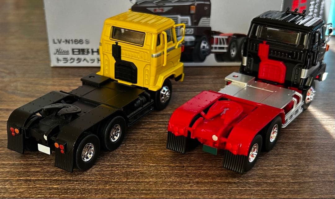 トミカリミテッドヴィンテージNEO LV-N166a,b 日野HH341 2台