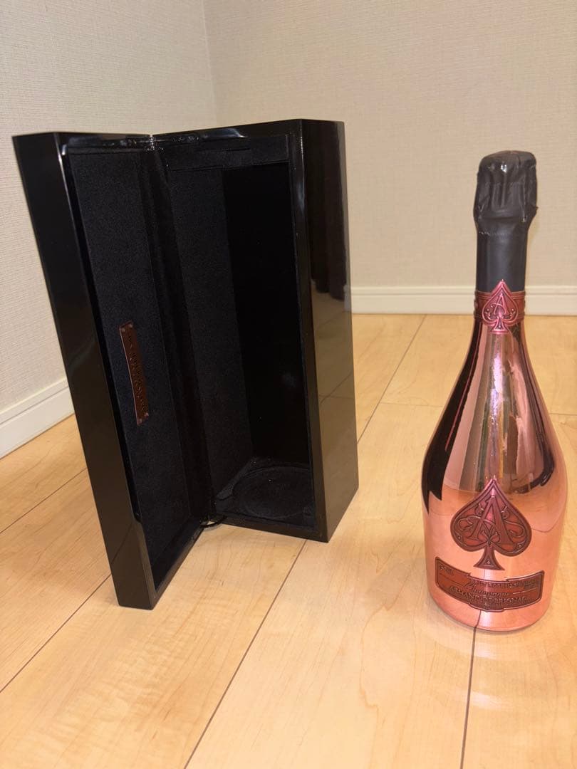 Armand de Brignac ロゼシャンパン 750ml ピンク 箱付き