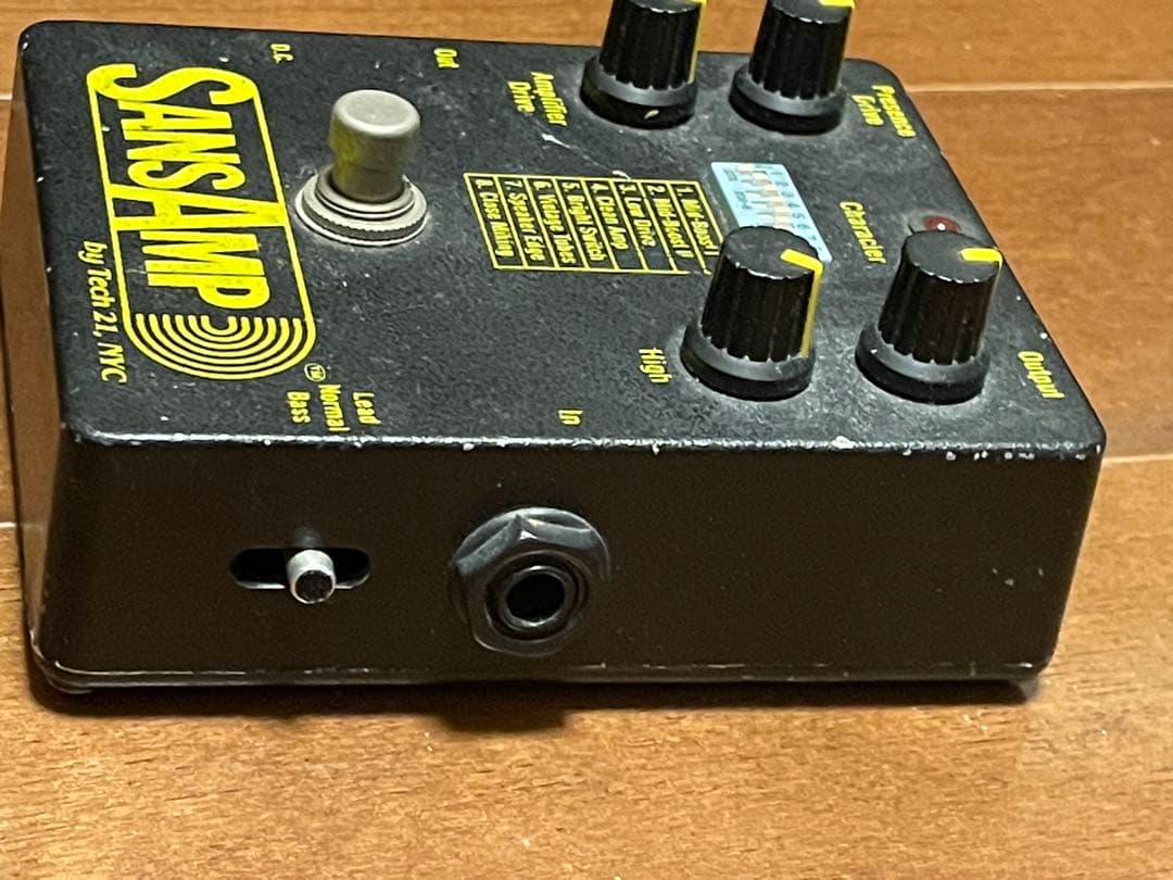 初期型　Tech 21 SansAmp ギターエフェクター　classic表記前