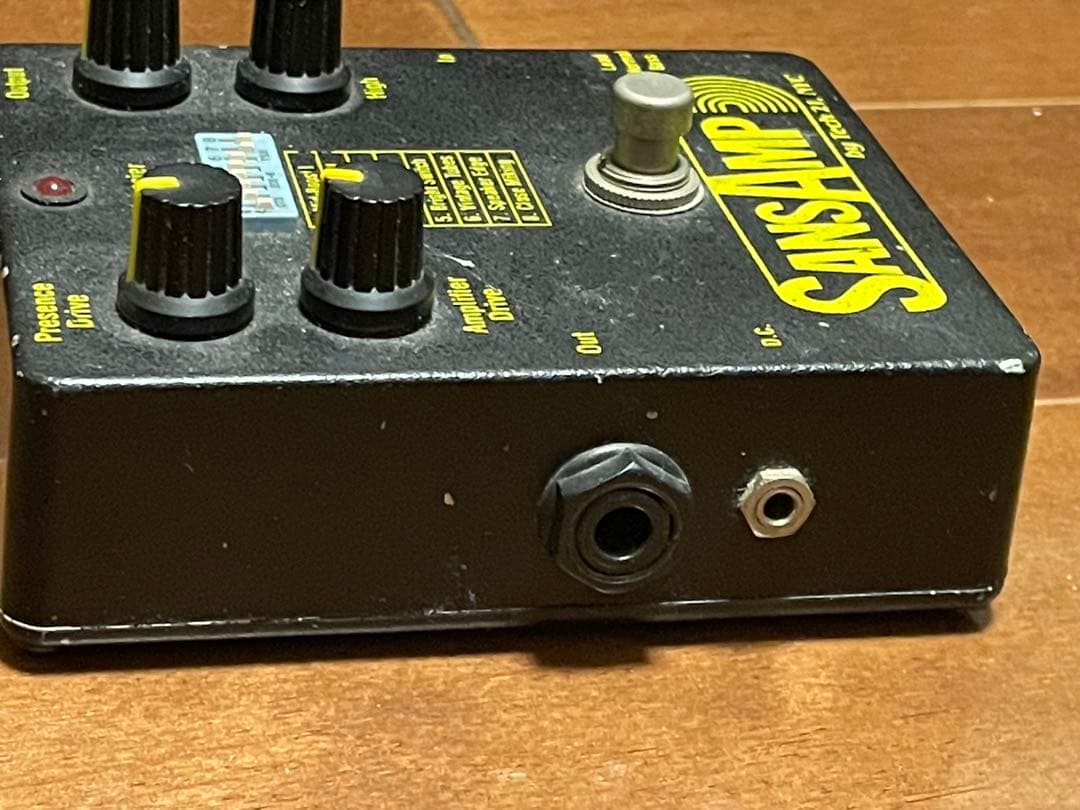初期型　Tech 21 SansAmp ギターエフェクター　classic表記前