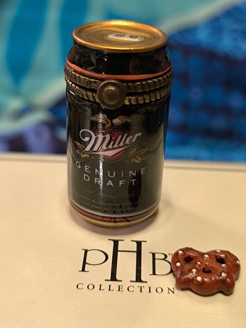 Miller Genuine Draft ミニチュア缶ヒンジボックス