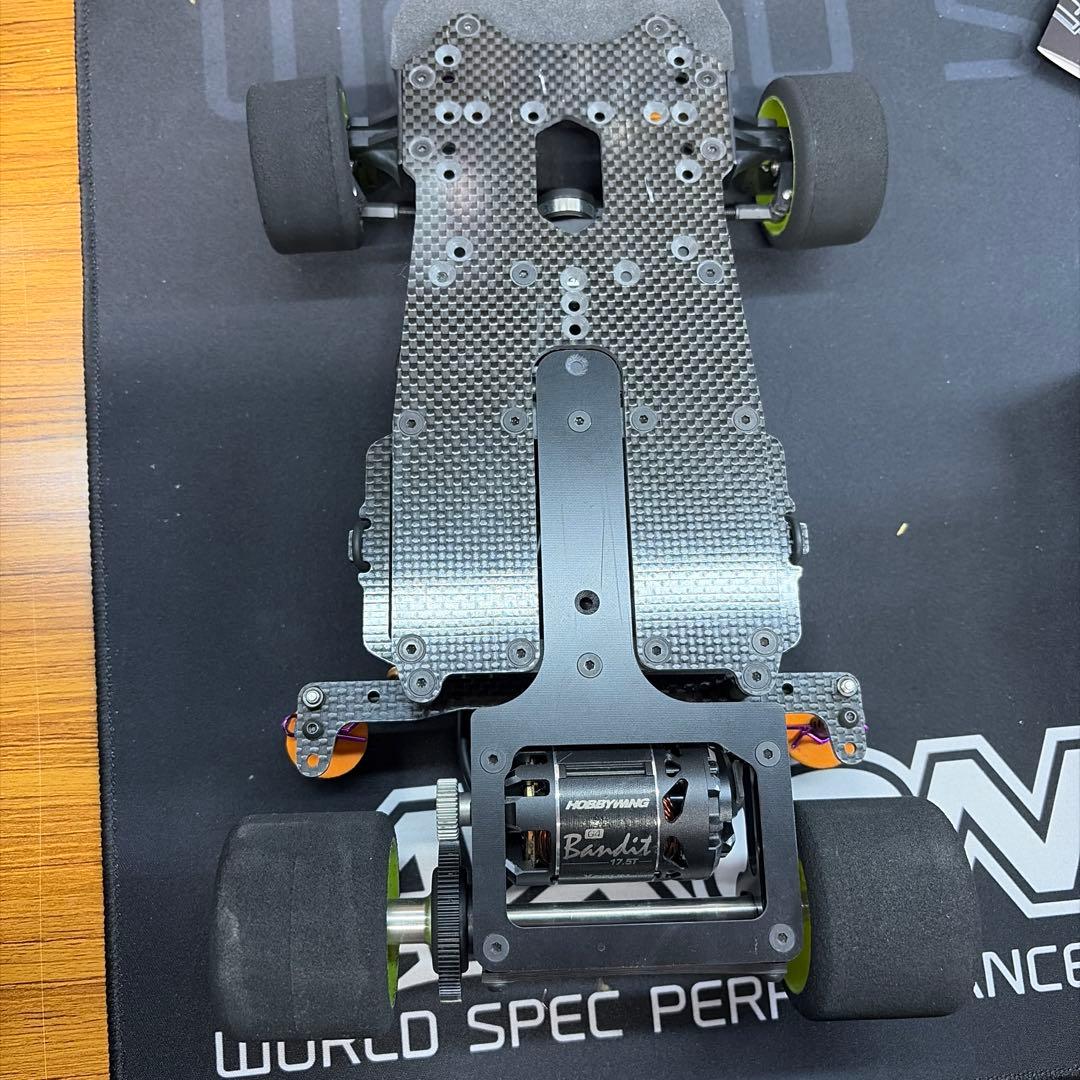 KAWADA M300SR カーボン製ラジコンシャーシ