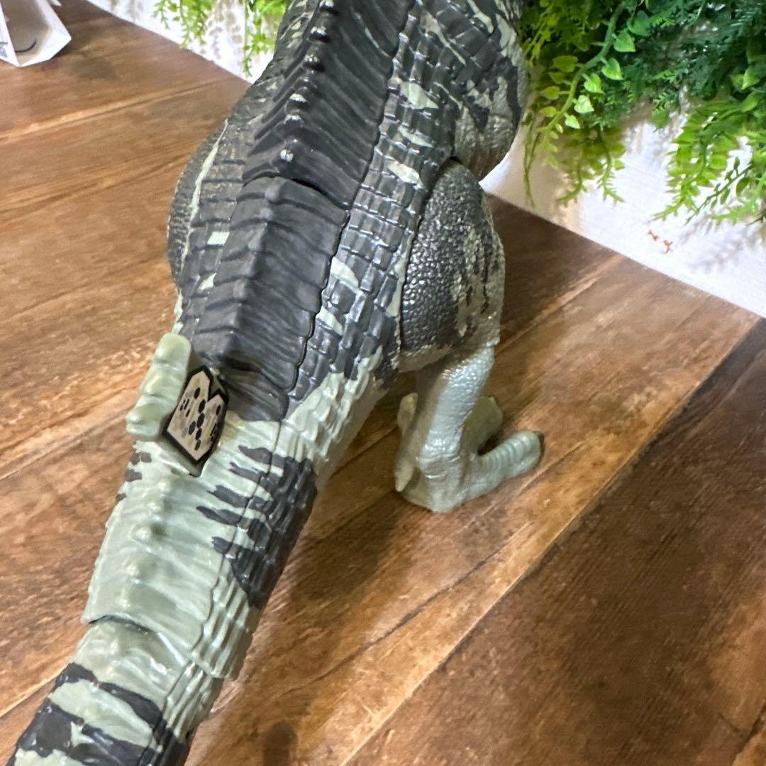 マテル ジュラシックワールド スーパーかみつき！ほえるギガノトサウルス