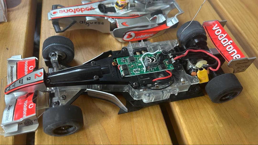 京商Mini-Z マクラーレン・メルセデスMP4/22 L.ハミルトン