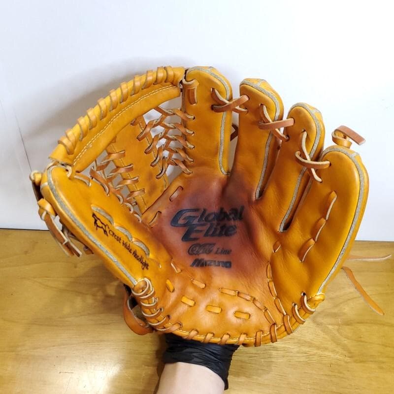 ミズノ グローバルエリート QMライン 限定モデル 良品 外野用 軟式グローブ