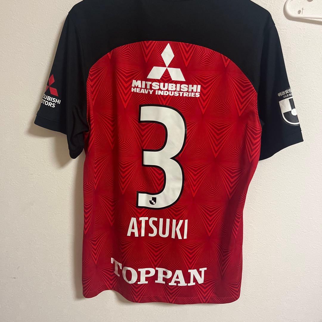 浦和レッズ　伊藤敦樹　ユニフォーム