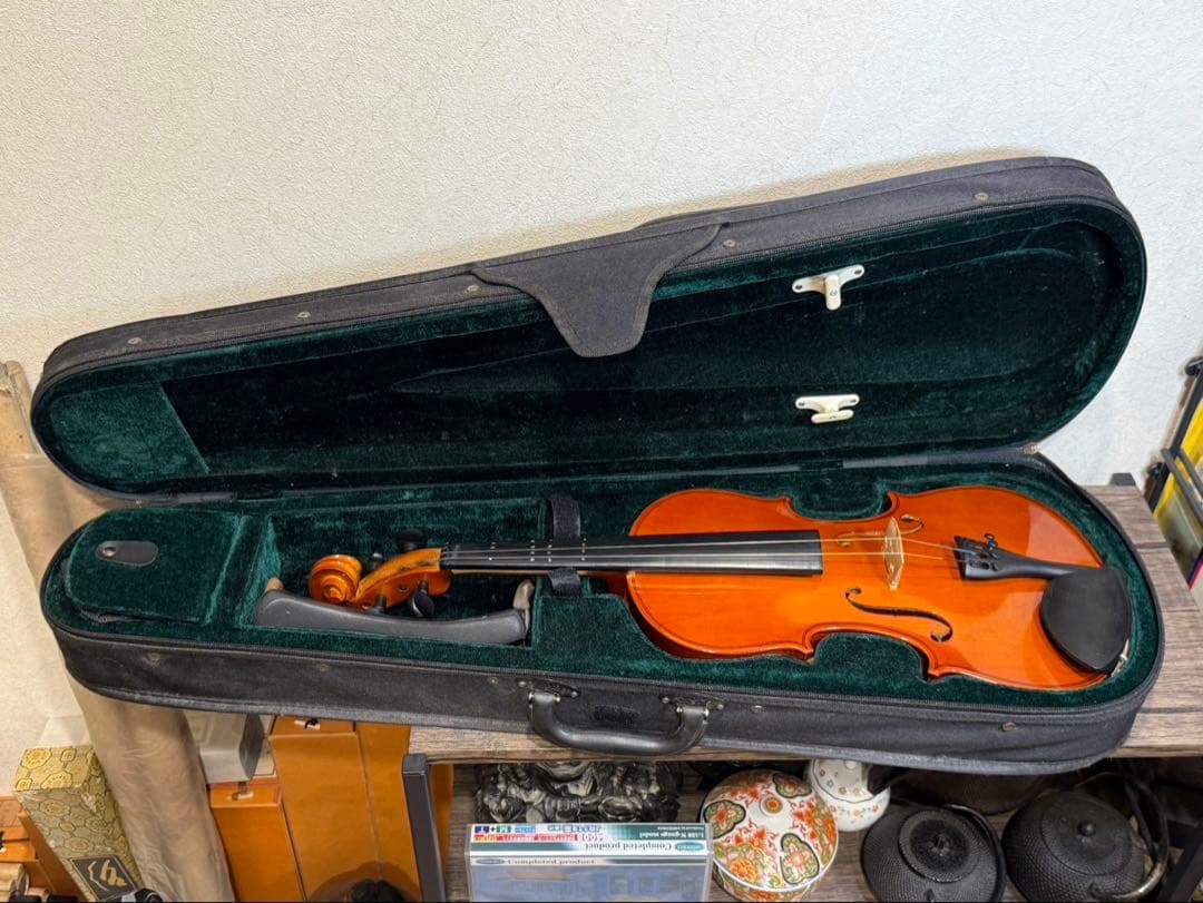 【送料込み】Aubert オーベール　バイオリン　肩当・ケース付　4/4サイズ