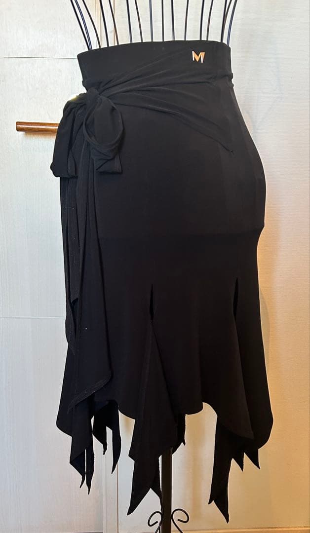 社交ダンス　M design ラテンスカート　　ブラック