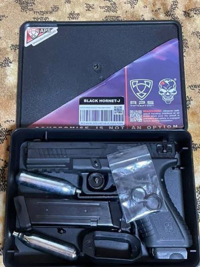APS BLACK HORNET-J トイガン