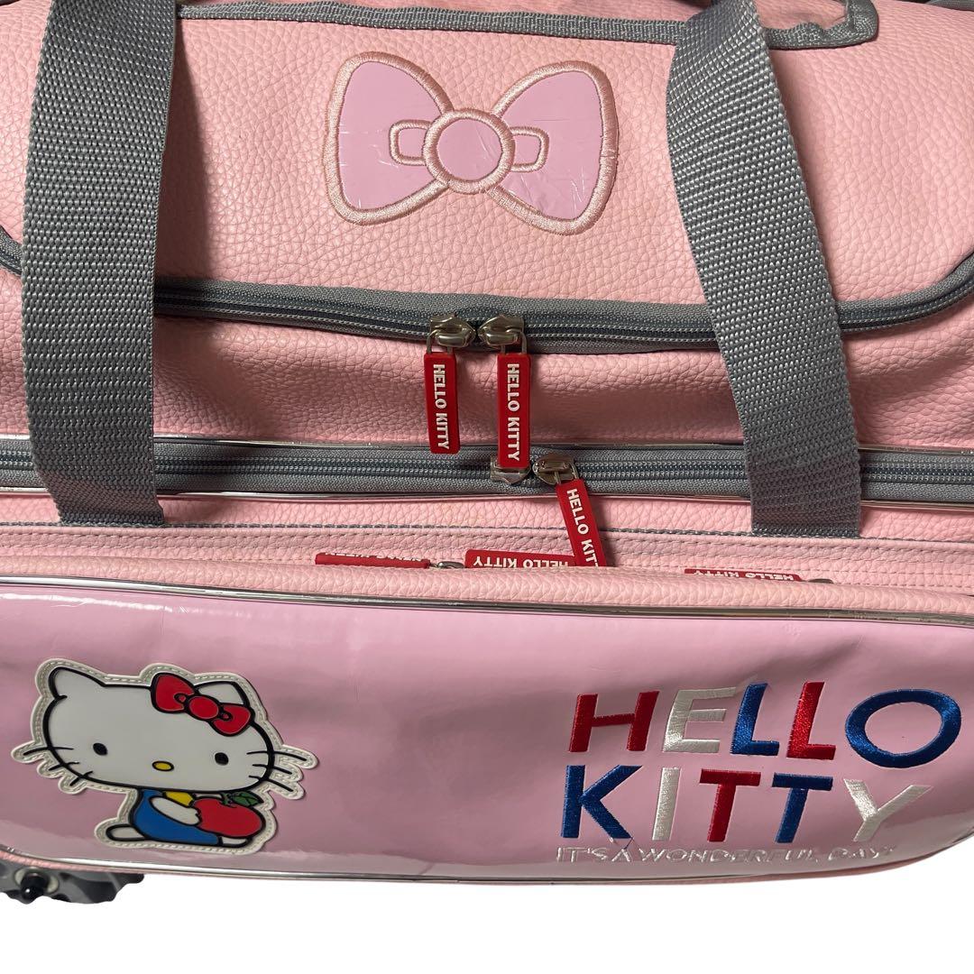 ハローキティ　ボーリングキャリーバッグ　ピンク