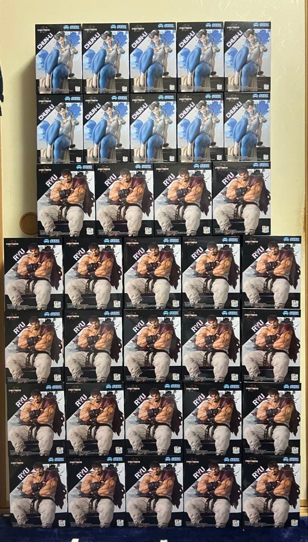 【新品未開封】リュウ24個 春麗10個 計34個フィギュア　ストリートファイター