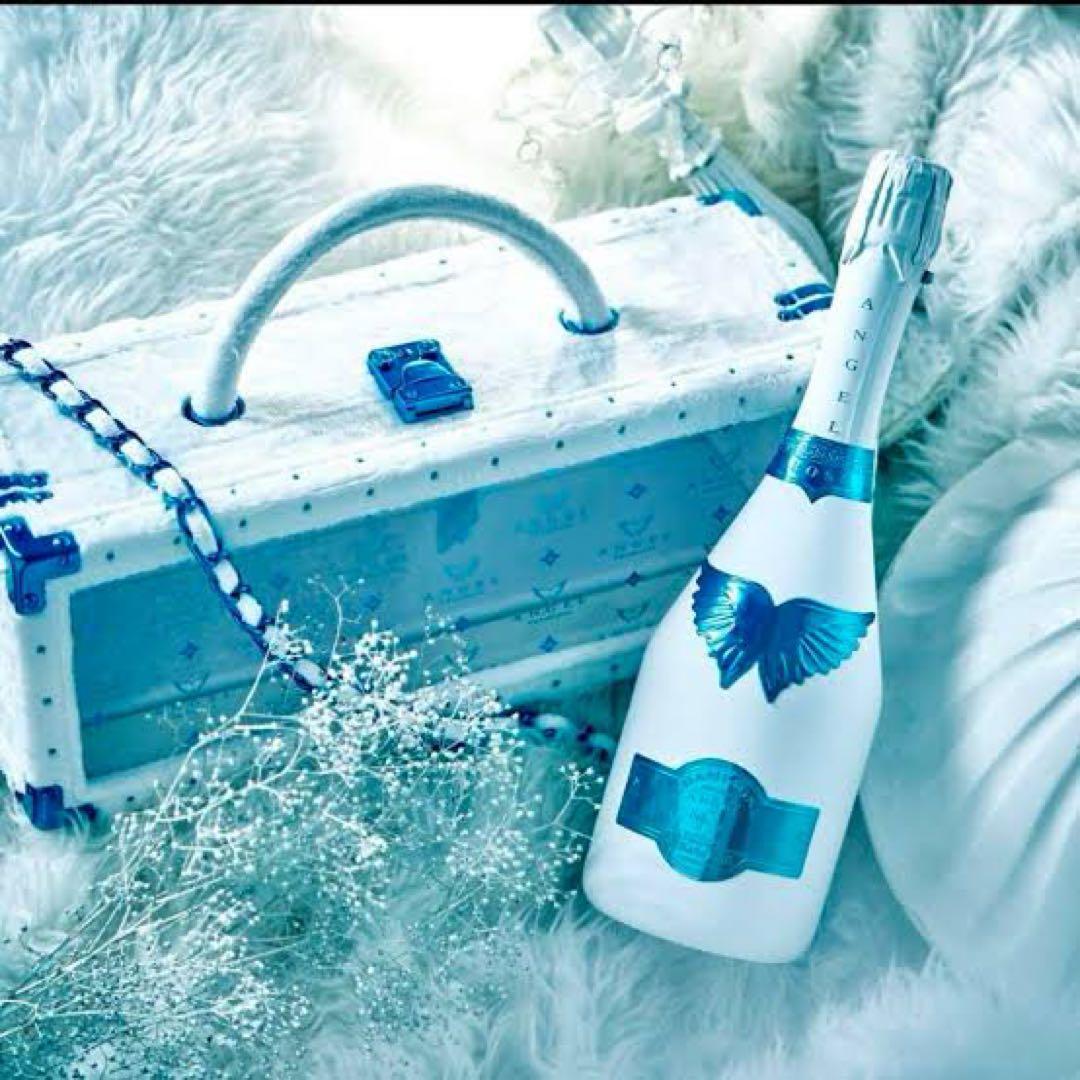 エンジェルシャンパン　ホワイトデー　ファー