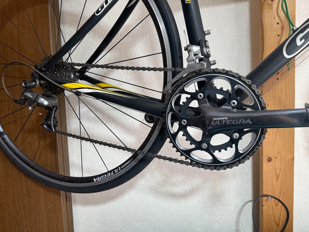 GIANT ロードバイク アルテグラ　ULTEGRA ブラック/イエロー