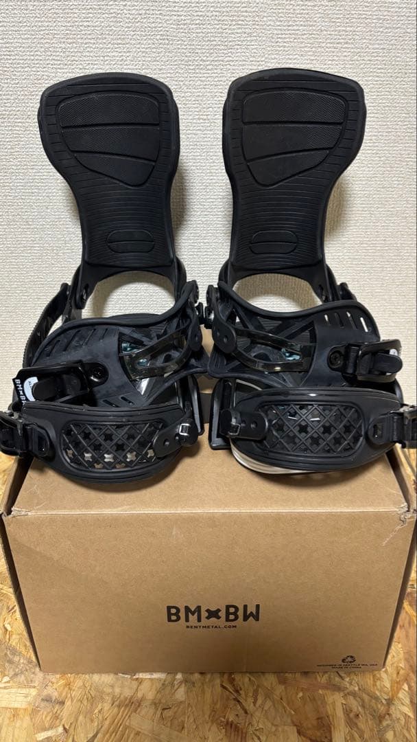 か*ず様 BENTL AXTION スノーボード ビンディング M