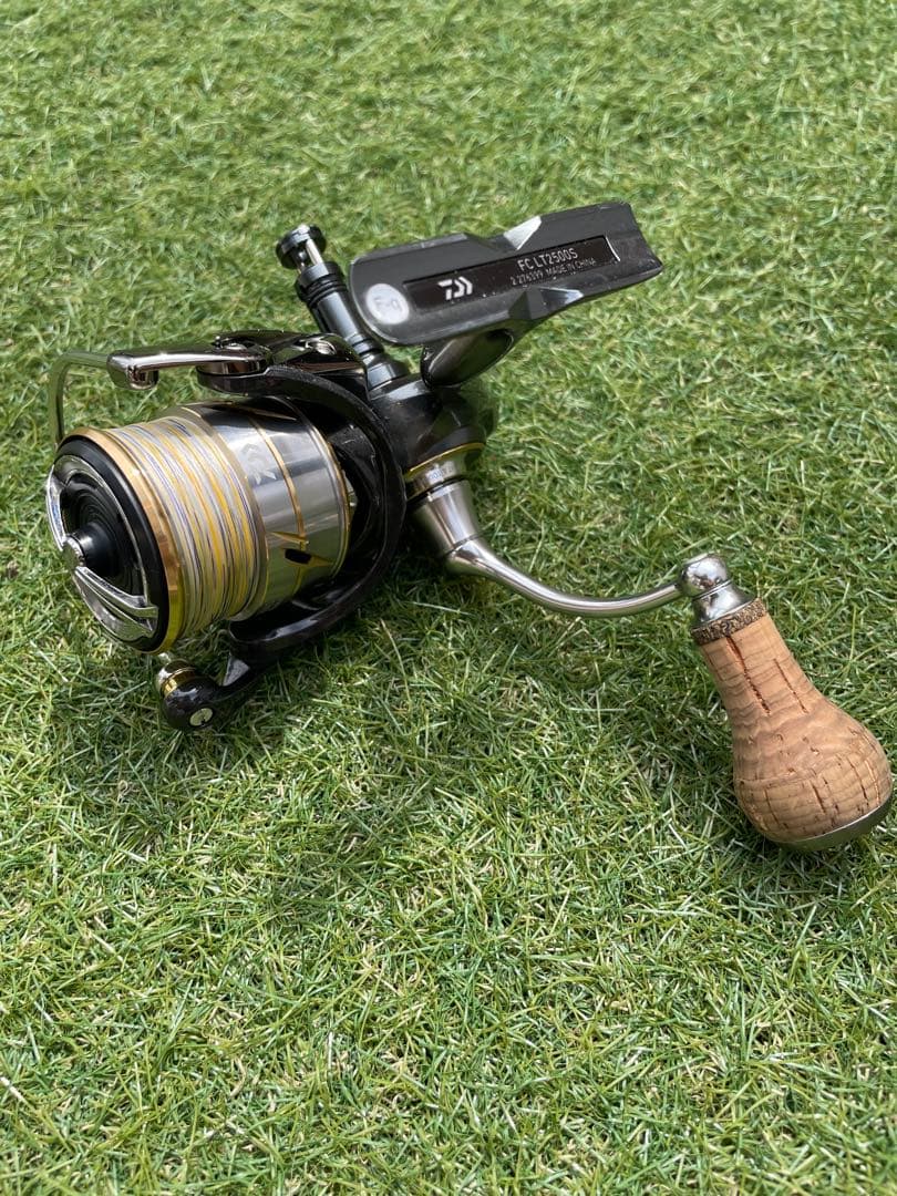 美品！ダイワ 20ルビアスFC LT2500S