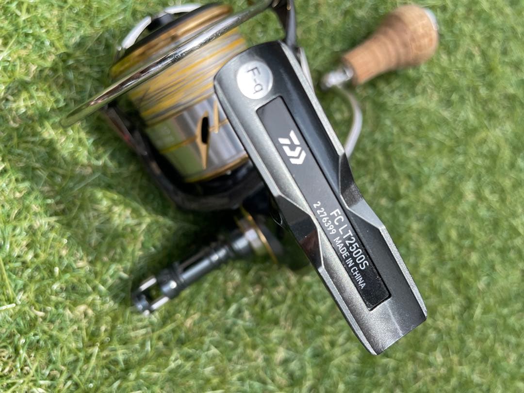 美品！ダイワ 20ルビアスFC LT2500S