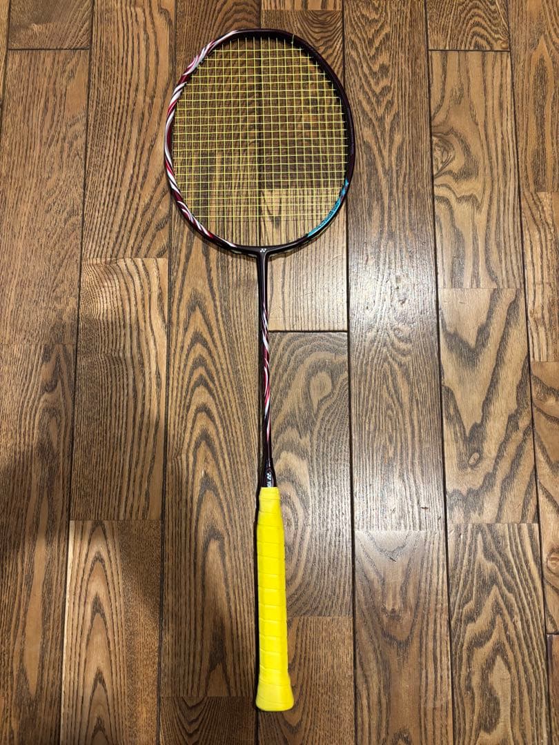 ヨネックス アストロクス 100ZZ クレナイ 3UG5