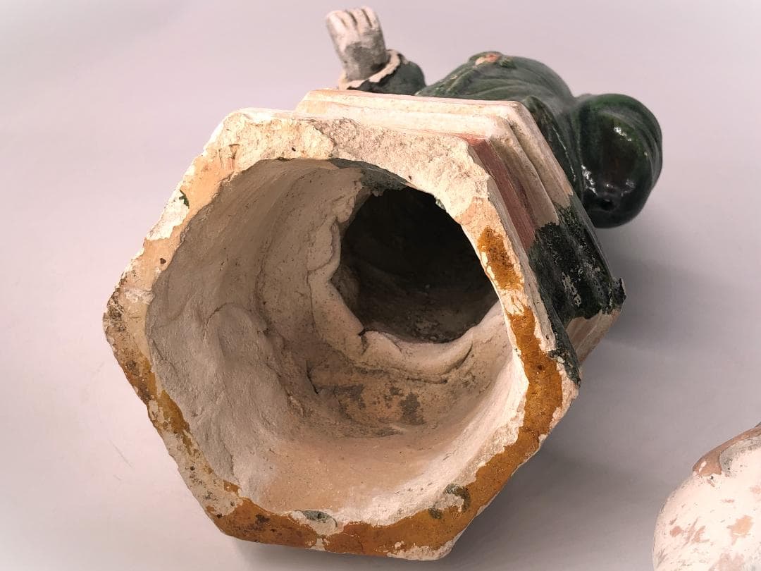 【 明朝三彩加彩文人俑 】 出土副葬品 　高44ｃｍ 　　O0205G