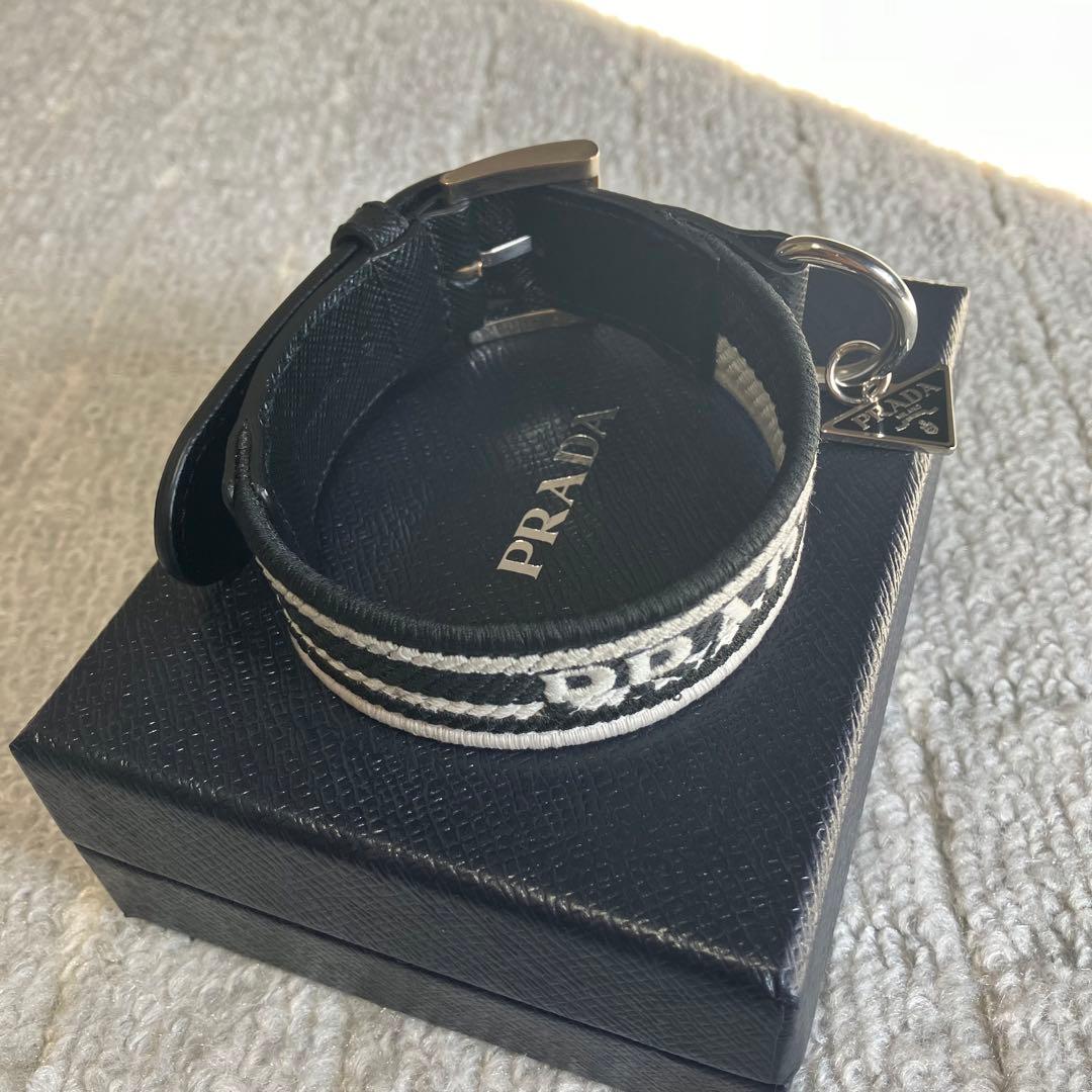 プラダ［首輪］三角ロゴ　犬用　ペット用品　レザー　ジャガード　箱付き　ブラック