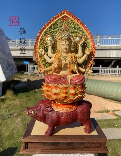 【修縁堂】仏教工芸 めでたい天女です 蓮の花の台座 木彫仏像 仏教工芸品