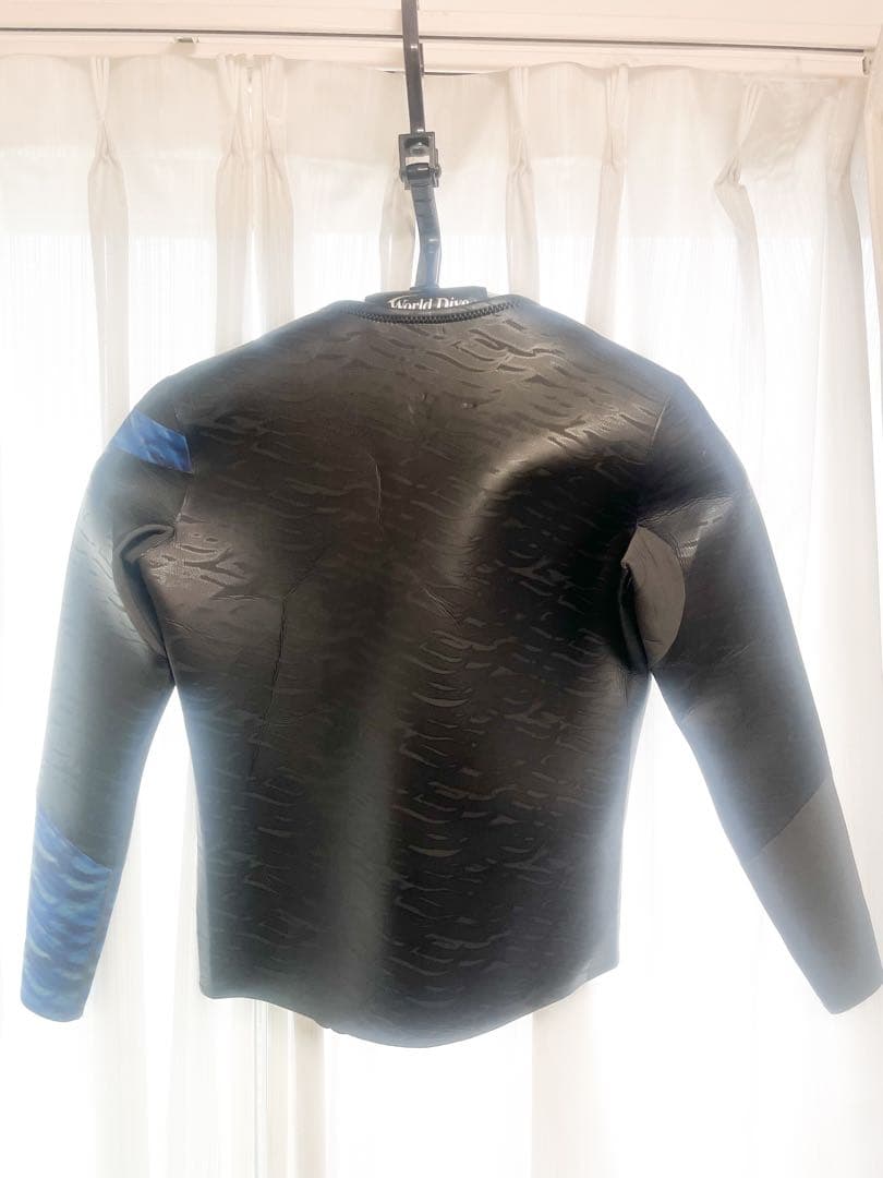 GULL 2mm ML スキンタッパー ウェットスーツ 黒/青 ハンガー付