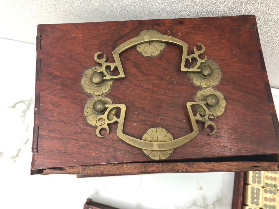 値下げ！麻雀牌　中国美術　唐木箱　背竹　骨牌　骨董品　アンティーク　年代物　希少